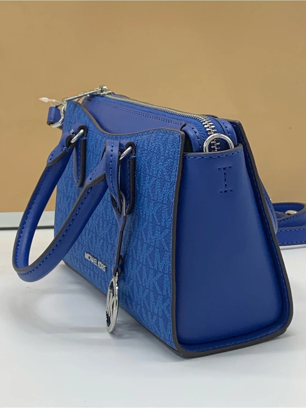 Michael kors ARDEN SMALL SIGNATURE LOGO MESSENGER BAG Galaxy Blue